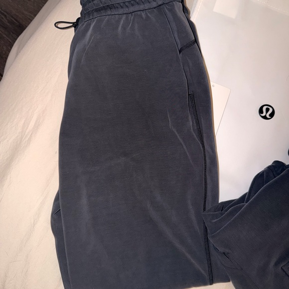 Lululemon Brushed soft streme hr jogger and soft streme half zip set, with tote - Picture 3 of 10